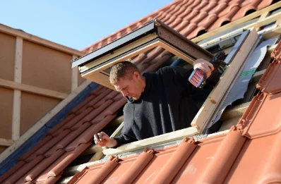 Pose de fenêtres de toit Velux à Munchhausen